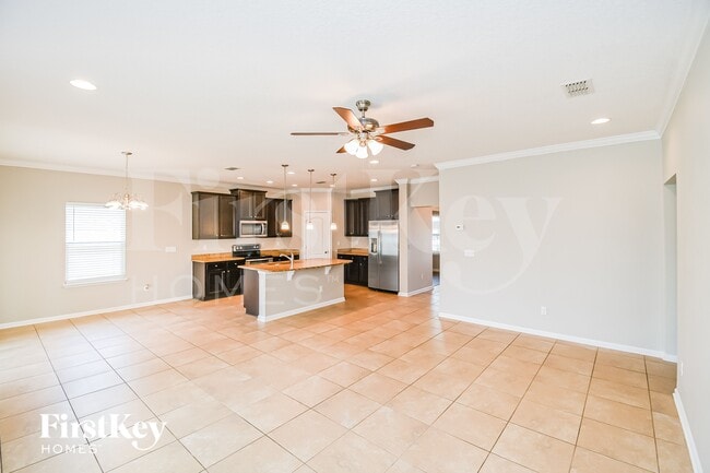 4025 Emilio Ln