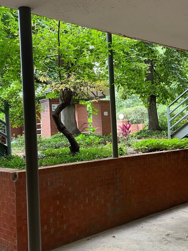 Photo - AMAZING LOCATION 2 Bed 1 Bath Condo of Wes...