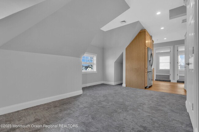 Photo - 223 Maple Ave Unidad 3