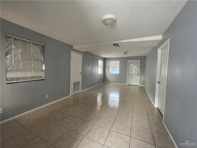 Photo - 13 W 18th St Unit A