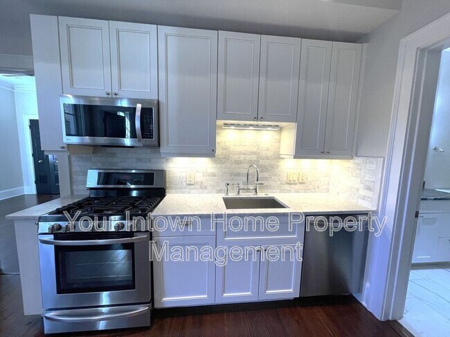 Photo - 367 Moreland Ave NE Unit 2