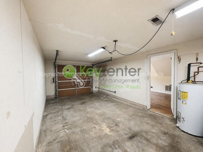 Photo - 608 Charlton Dr
