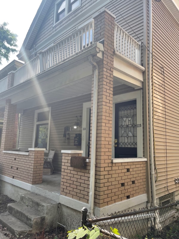 Photo - 225 Emming St Unit 2