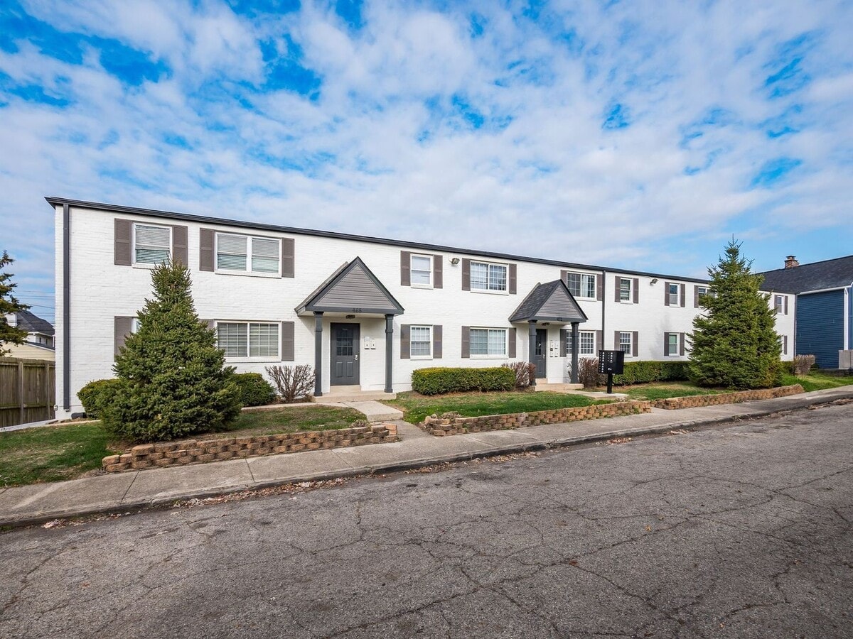 Photo - 472 Elsmere St Unit B