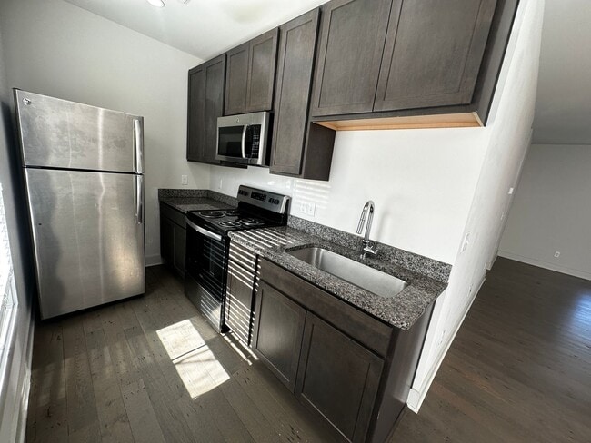 Photo - 609 E Duffy Ln Unit A