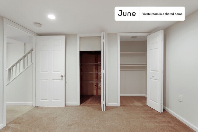 Room in Shared 5 bed/2 bath home in Logan Circle