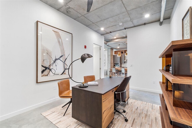 Photo - 401 NW 1st Ave Unit 202