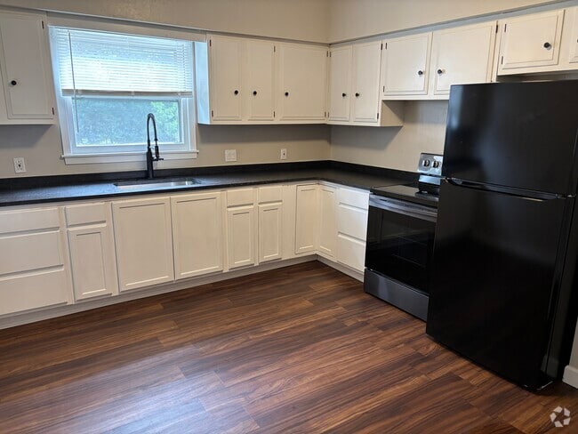 Building Photo - 119 Moull St Unit 119 Moull Down Rental
