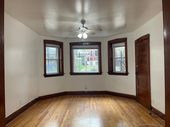Photo - 3724 W Lyndale St Unit 1