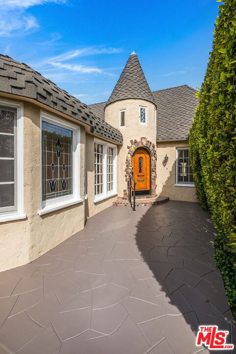 Photo - 1217 S Genesee Ave