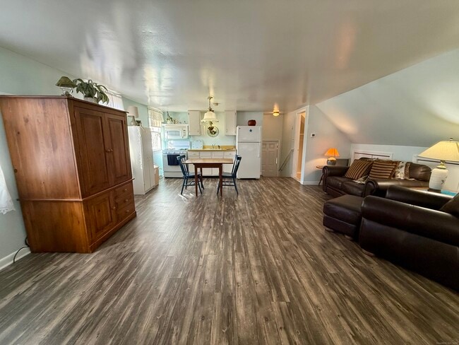 Photo - 176 Pocono Rd Unit 2