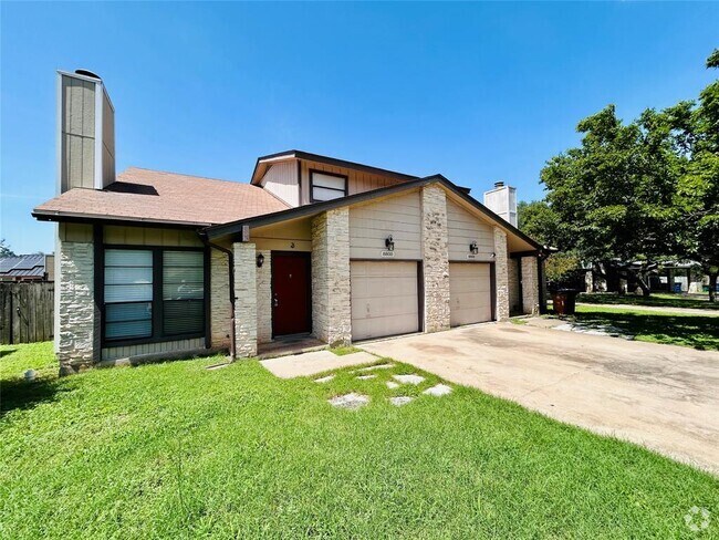 Building Photo - 8800 Clearbrook Trail Rental