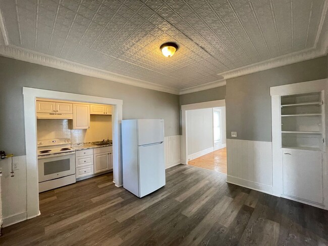 Building Photo - 31 Pennacook St Unit 1