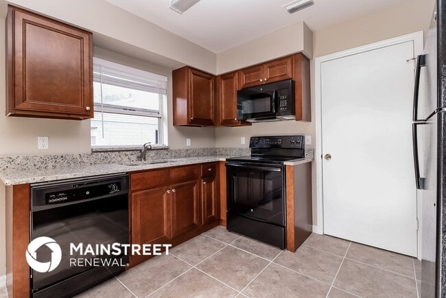 Photo - 605 Dorothy Cir
