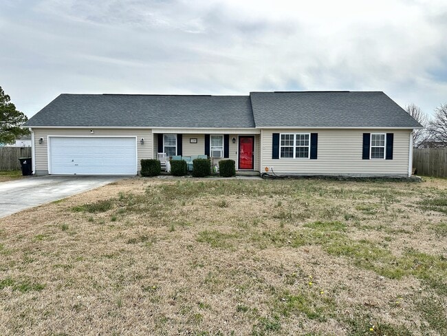 Photo - 134 Annie Rd