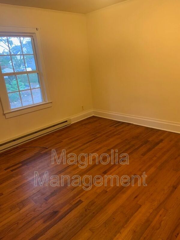 Photo - 110 S Clark St