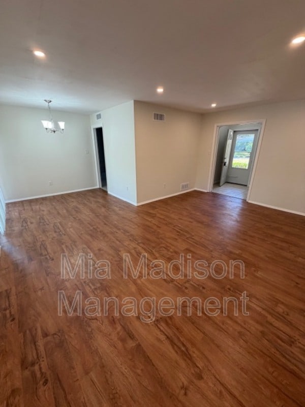 Photo - 112 Jacquelyn Dr