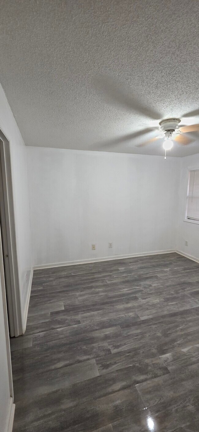 Photo - 8526 Pineland Dr