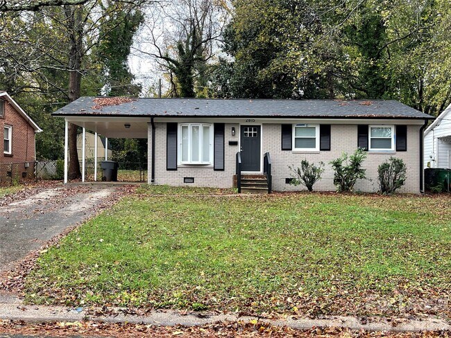 Building Photo - 2815 Ravencroft Dr