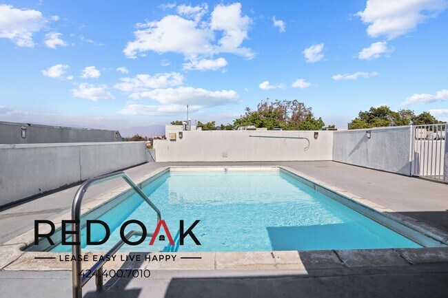 Photo - Spacious Two-Bedroom Unit with Loft and Pr... Unidad 308