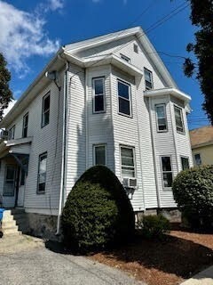 Building Photo - 164 Chestnut St Unit 2 Rental