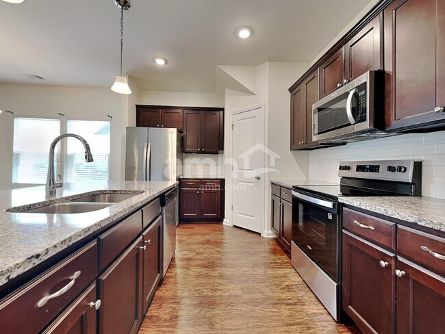 Photo - 21 Crabapple Cir