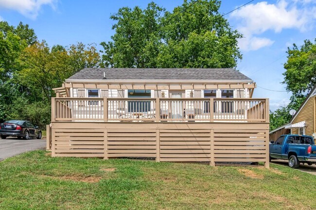 Photo - 3804 Lookout Dr