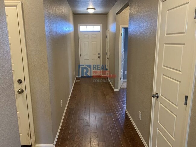 Photo - 4854 S Sicily St