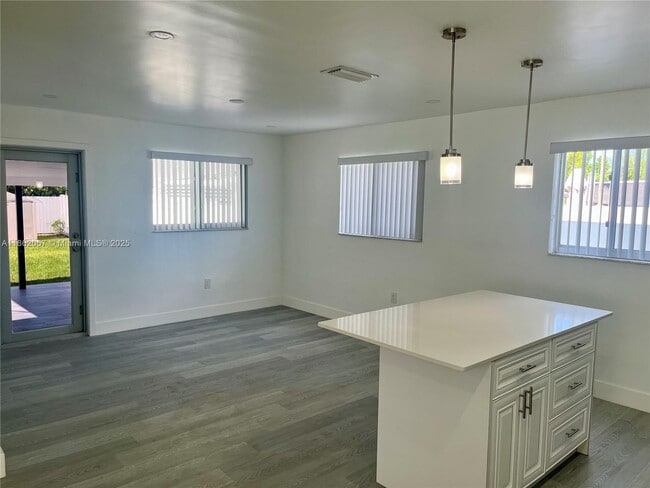 Photo - 7113 SW 21st St Unit 7115
