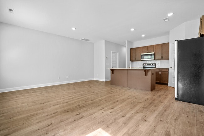 Photo - Marin Woods Townhomes