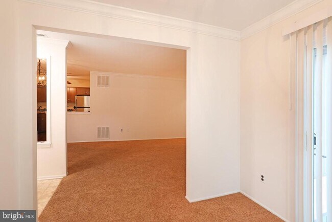 Photo - 19 Chelsea Ct