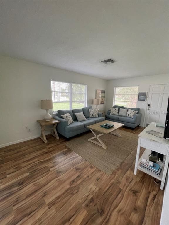 Photo - 1877 Southpointe Dr