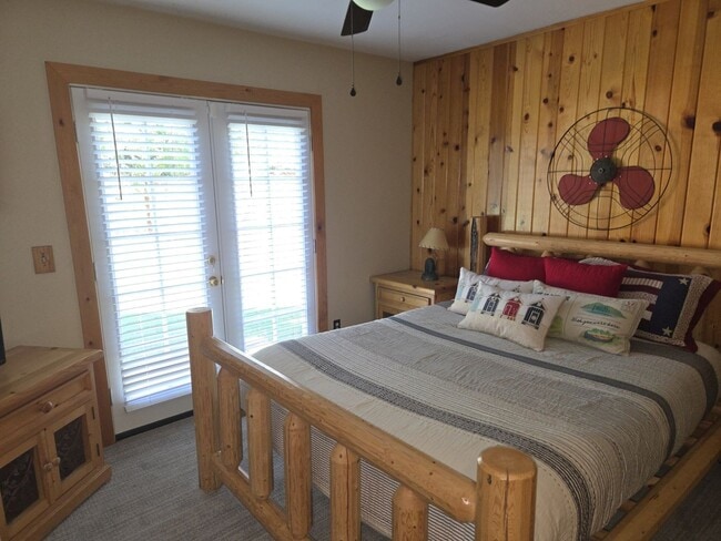 757 Lassen Dr