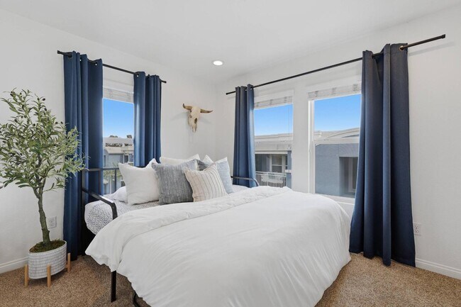 Photo - 3504 Shoreline Bluff Ln