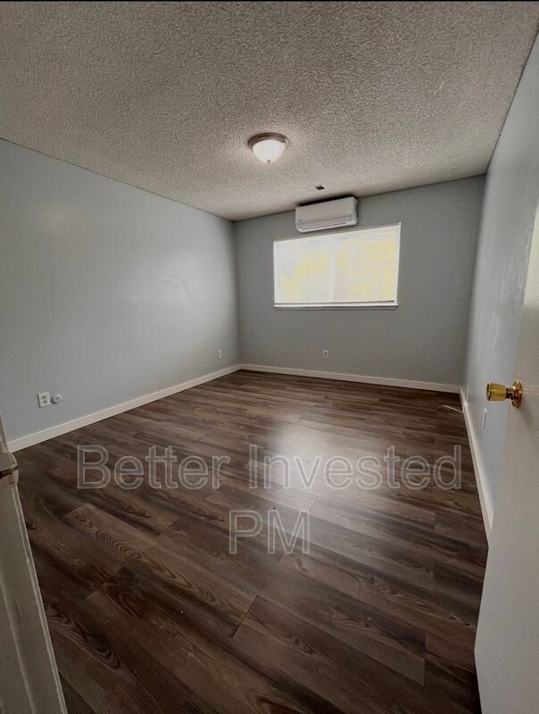 304 Cooper Ln Unidad E