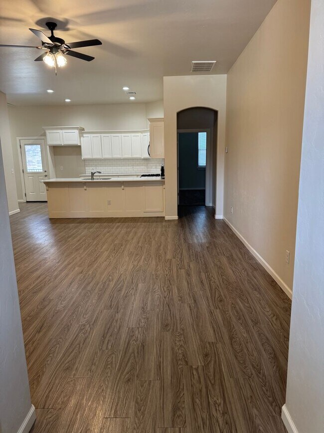 Photo - 4715 Enclave Pl