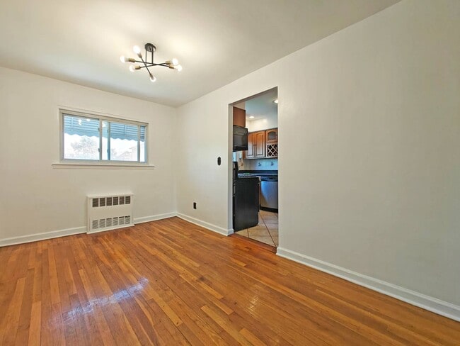 Photo - 3324 Hone Ave
