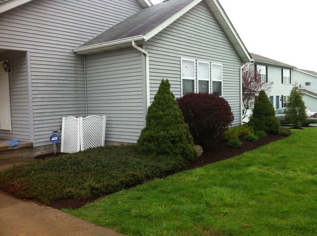 Exterior front entrance. - 1413 Loop Road Casa Adosada