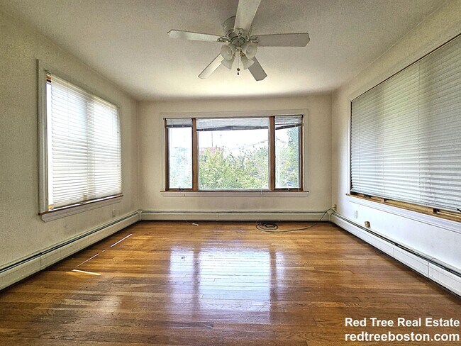 Photo - 20 Willow St Unit 2