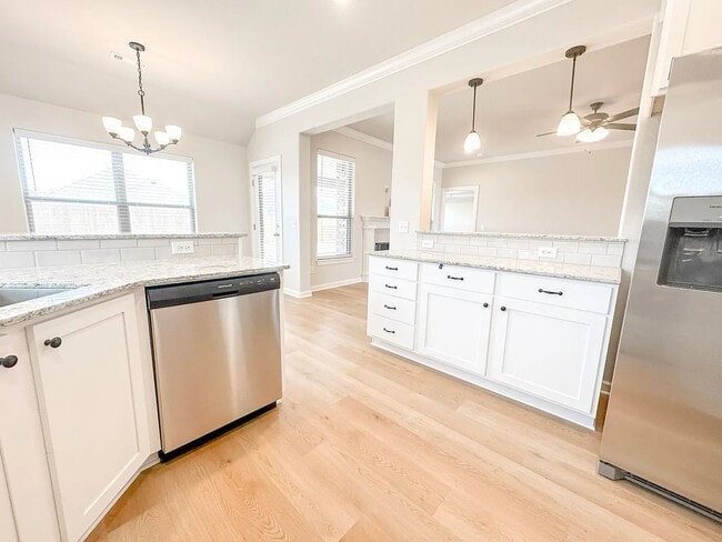 Photo - 430 Willow Dr