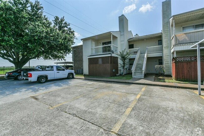 Building Photo - 7600 Emmett F Lowry Expy Unit 302 Rental