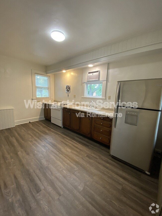 Building Photo - 525 S Lafayette St Unit 3 Rental