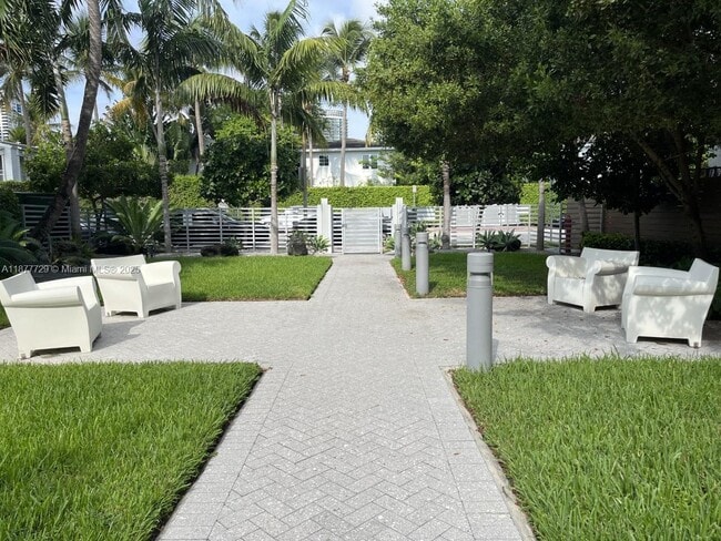 Photo - 1501 Michigan Ave Unidad 18