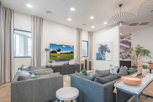 Photo - 7900 E Princess Dr Unidad ID1263165P