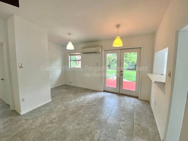 Photo - 4030 Corrine Dr