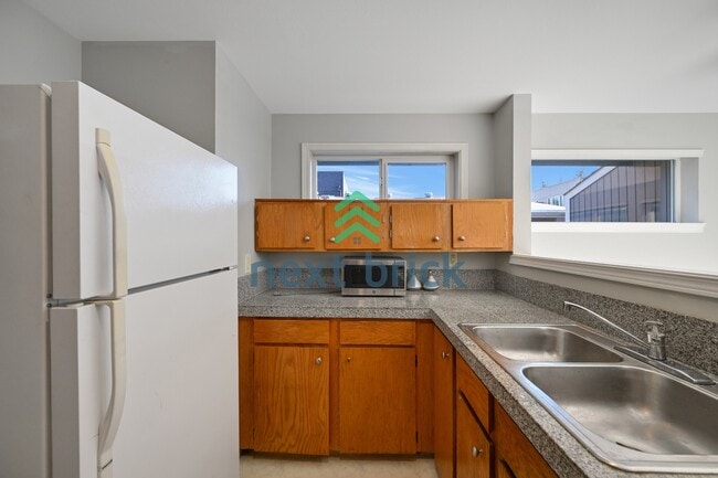 Photo - Welcome to this beautifully updated 2-bedroom, 1-bath apartment located in the heart of Queen Anne Unit D