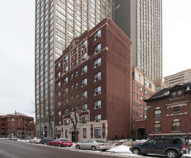 3941 N Pine Grove Ave - 3941 N. Pine Grove Ave.