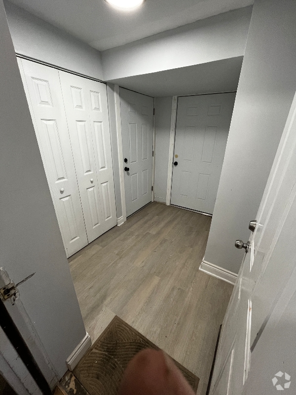 Building Photo - 5428 S Drexel Ave Unit G Rental