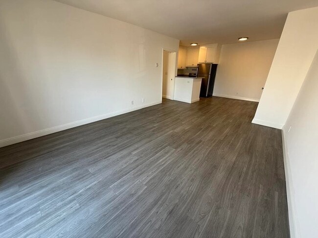 Photo - 10760 Rose Ave Unit 317