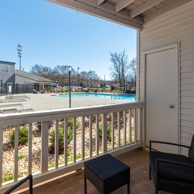 Hickory Woods Apartments Charlotte, NC